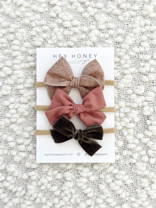 November Bow Set