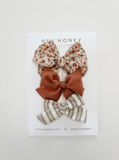 November Bow Set