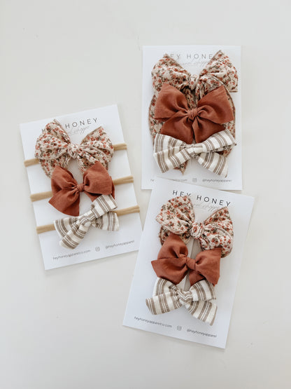 November Bow Set