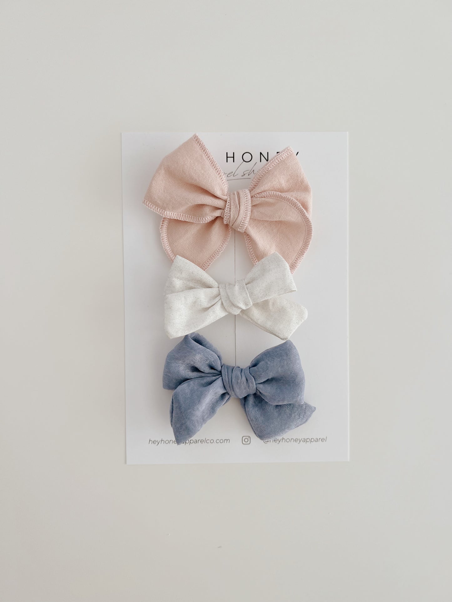 January Bow Set